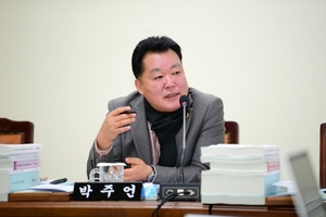 박주언 도의원,“손주돌봄 수당 또 지연, 도민들에게 사과해야”